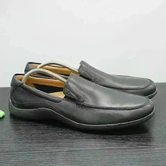 Cole Haan Dalton 2 Gore Black Leather Loafers - Picture 2 of 10